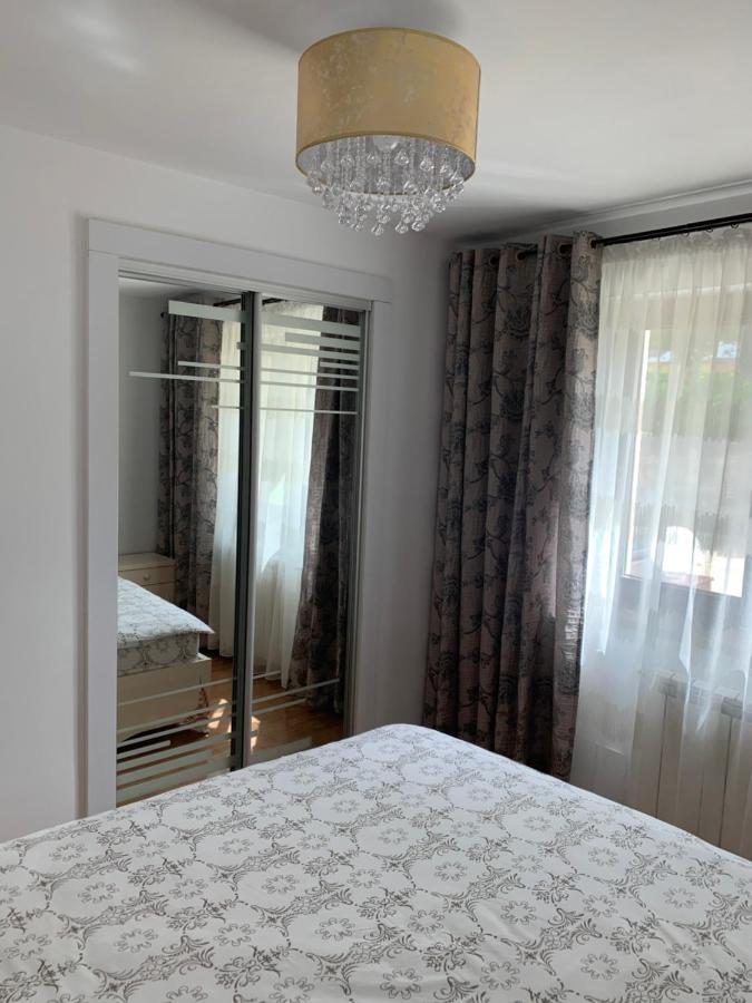 Apartament Micsunelelor Cu Parcare Privata ยาช ภายนอก รูปภาพ